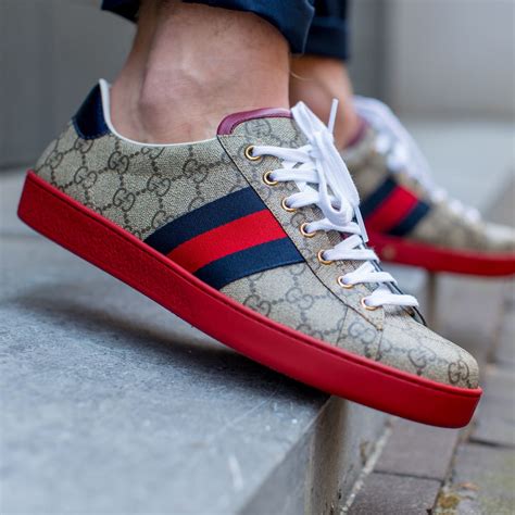 tênis gucci primeira linha|gucci men's trainers.